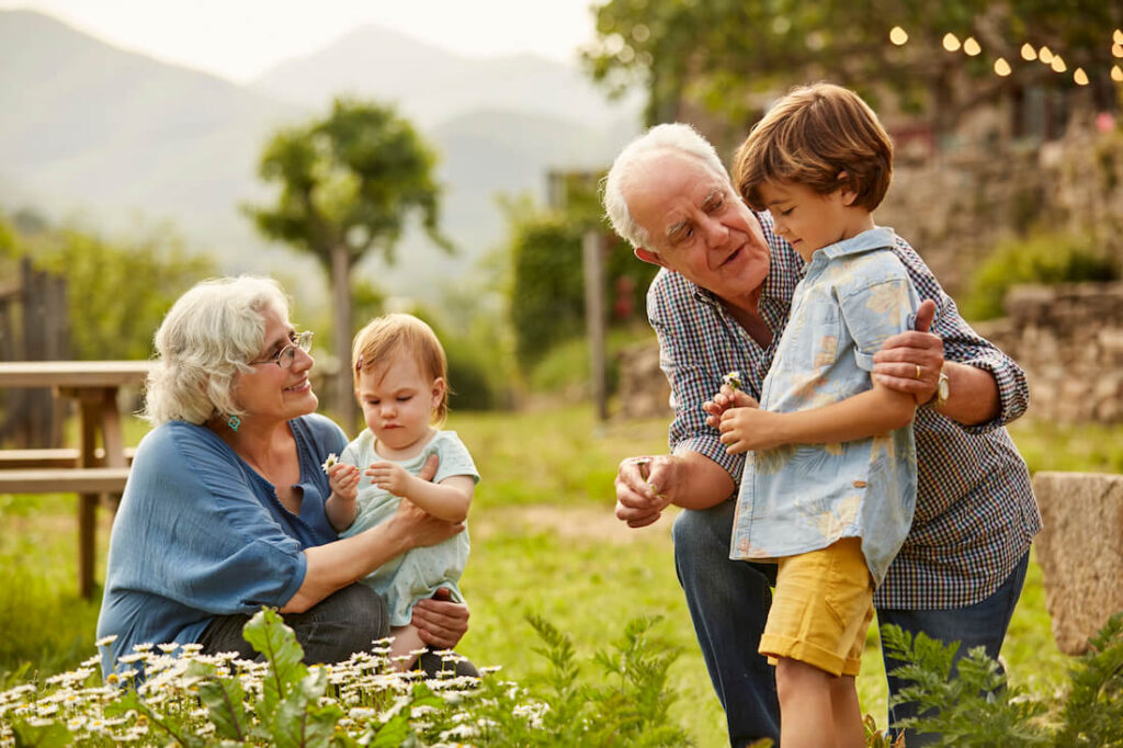 dialogo intergenerazionale nonni e nipoti