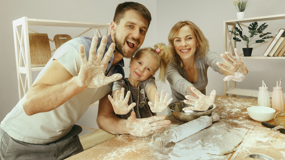 Famiglia esulta per conquiste familiari