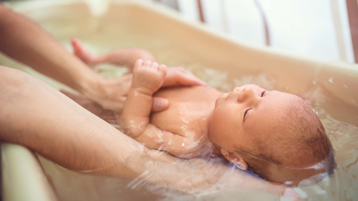igiene dei neonati bagnetto