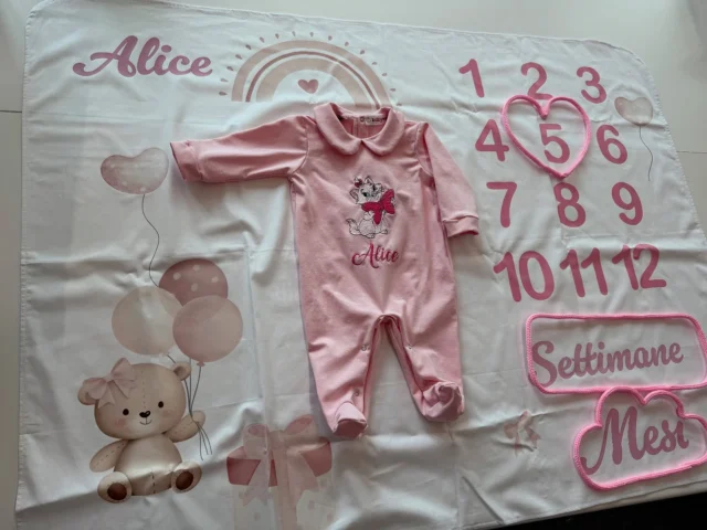 Ogni nascita è unica, proprio come i nostri articoli personalizzati! ✨ Fiocchi, tutine, accappatoi e tanto altro, creati con amore per il tuo piccolo. ❤️ Contattaci su WhatsApp al 349 780 3184, visita il nostro sito www.babywow.it o, se sei di Roma, vieni a ritirare direttamente in sede